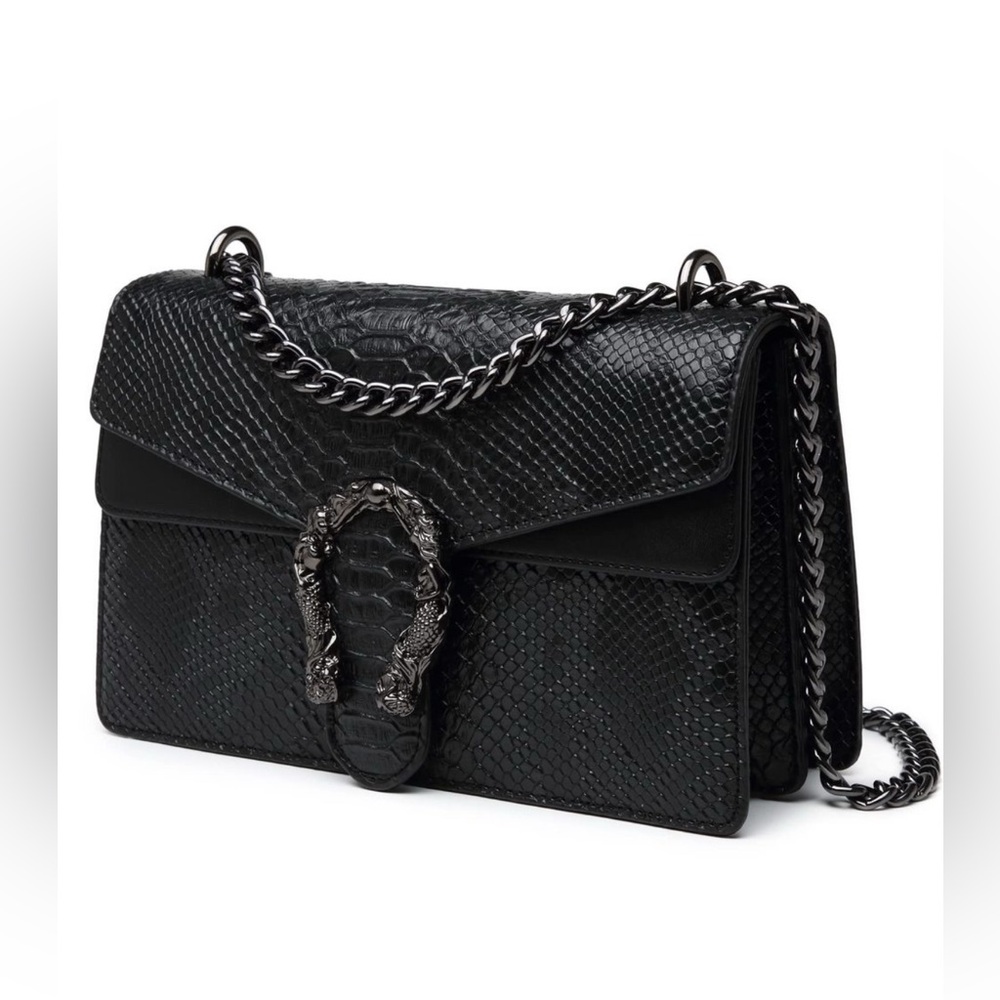 crossbody/ shoulder bag